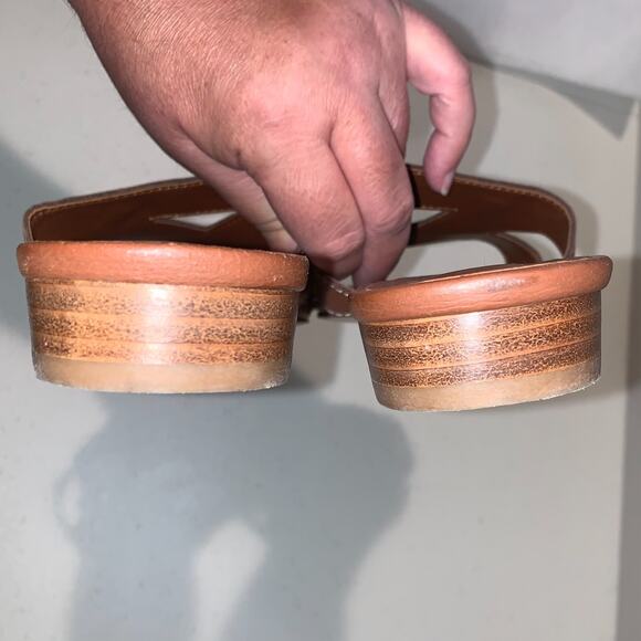 Kurt Geiger Womens Slides Slip On Shoes Size 40 9 US Brown Resort Vacation Flats - Picture 5 of 7